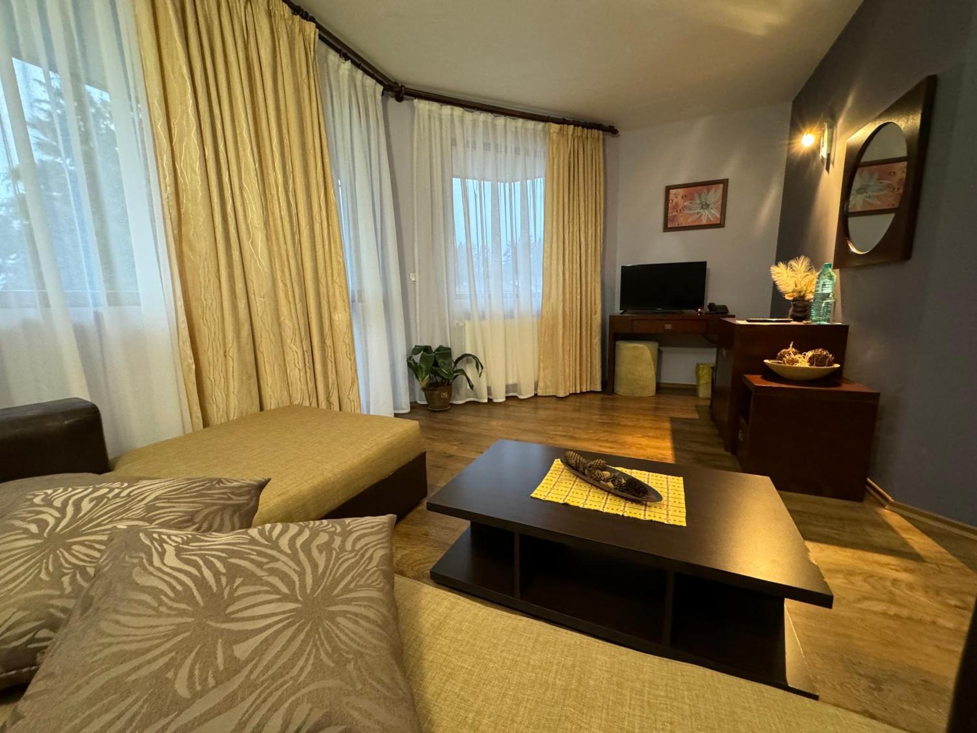 Family Hotel Eterno Tsigov Chark Zewnętrze zdjęcie