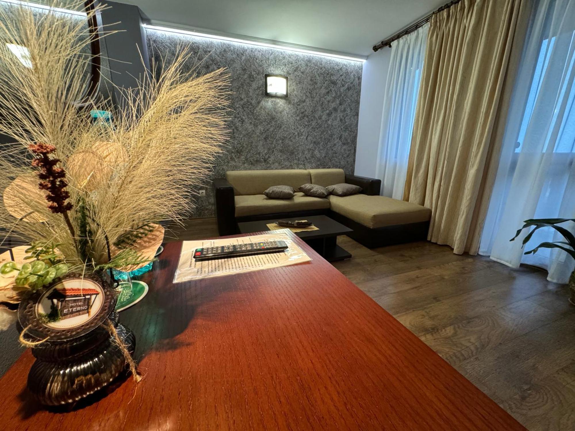 Family Hotel Eterno Tsigov Chark Zewnętrze zdjęcie