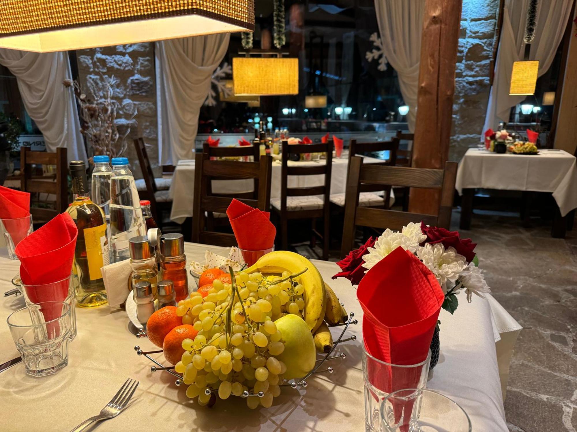 Family Hotel Eterno Tsigov Chark Zewnętrze zdjęcie