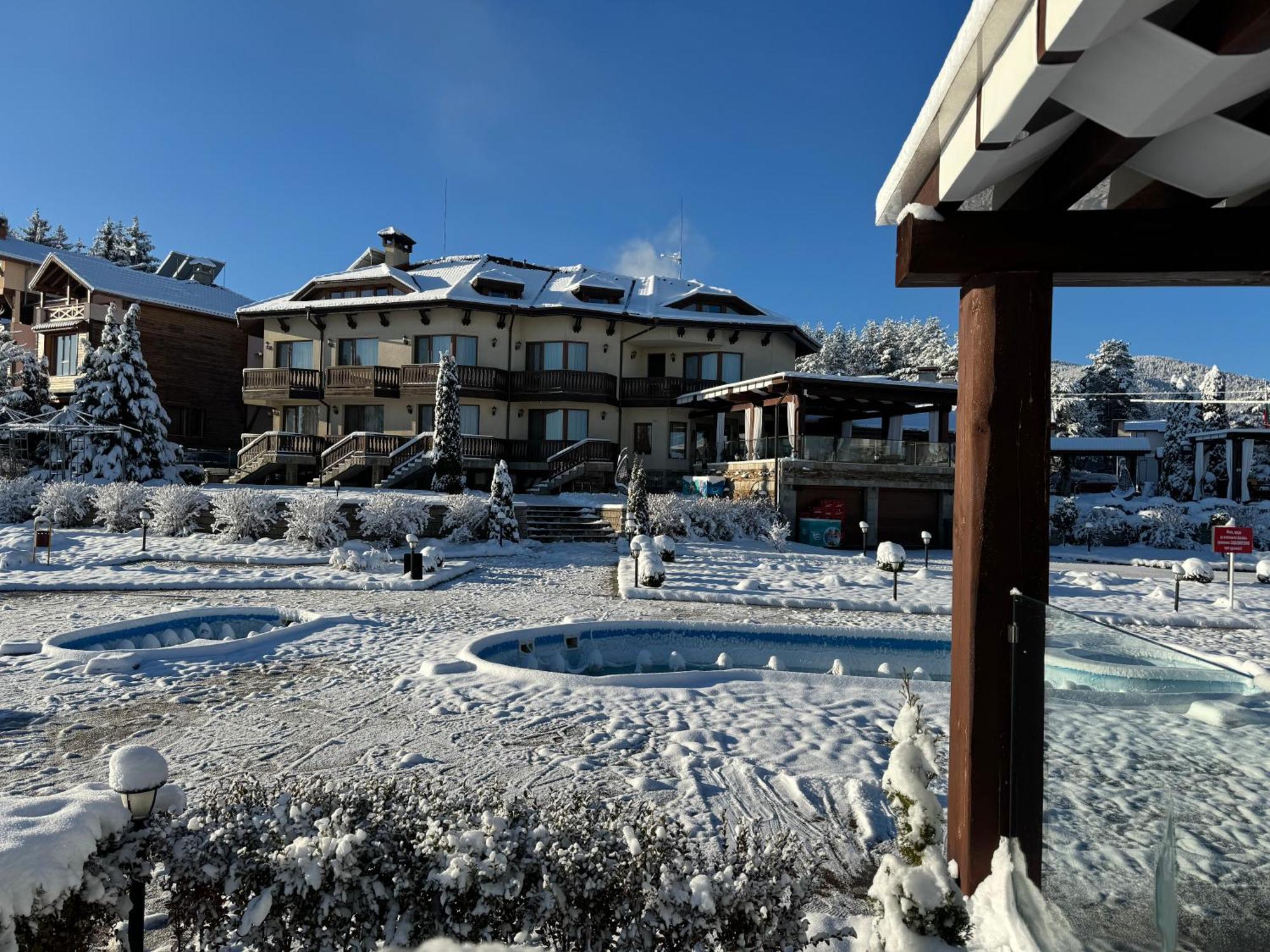 Family Hotel Eterno Tsigov Chark Zewnętrze zdjęcie