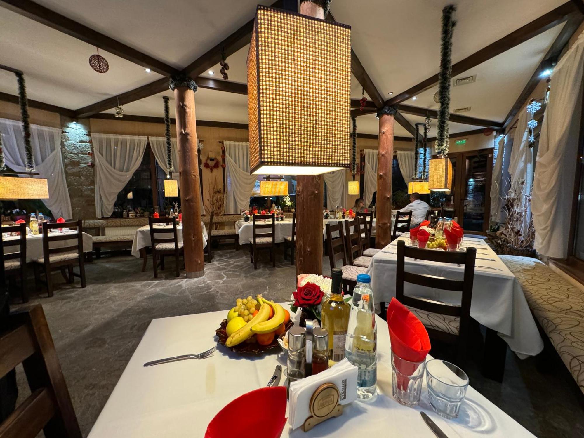 Family Hotel Eterno Tsigov Chark Zewnętrze zdjęcie