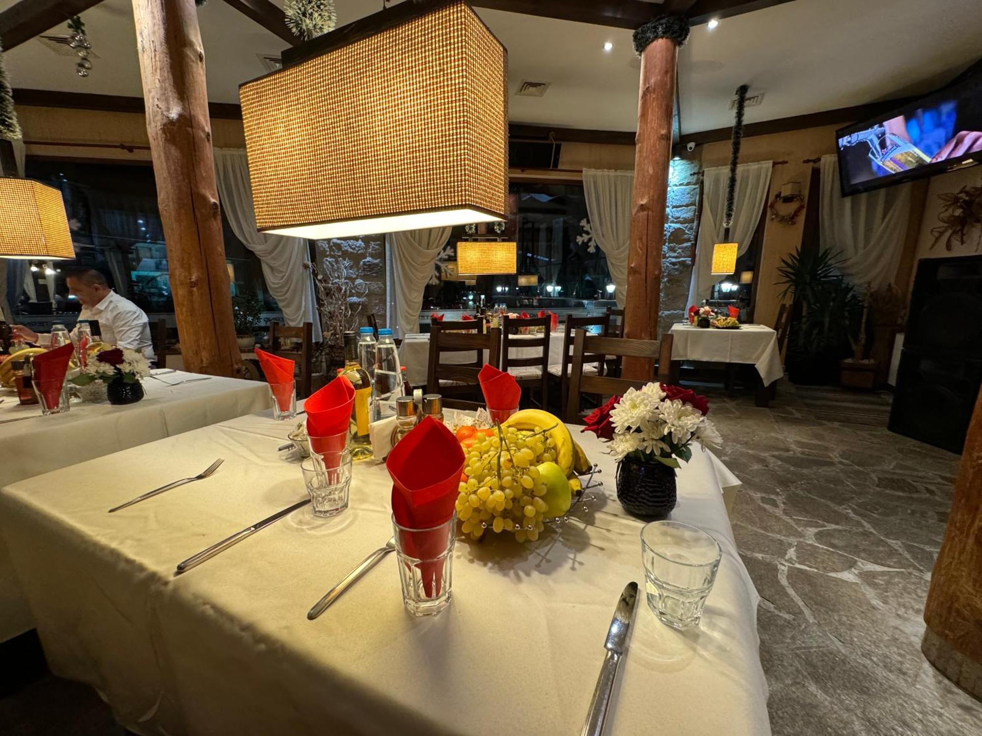 Family Hotel Eterno Tsigov Chark Zewnętrze zdjęcie