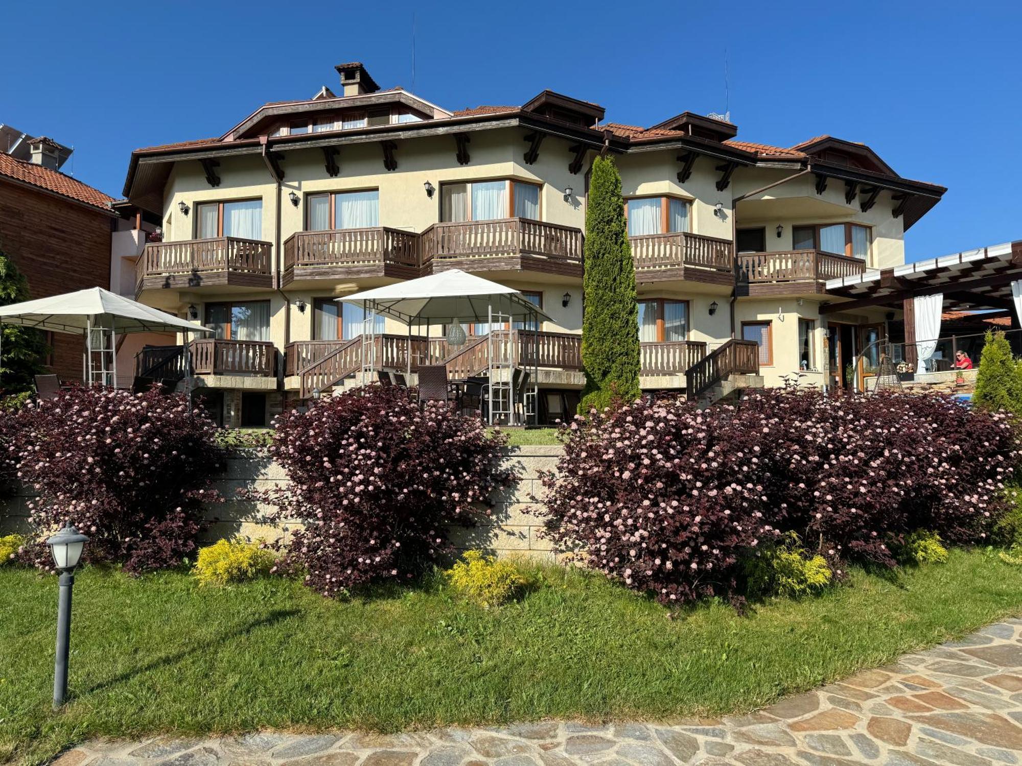 Family Hotel Eterno Tsigov Chark Zewnętrze zdjęcie